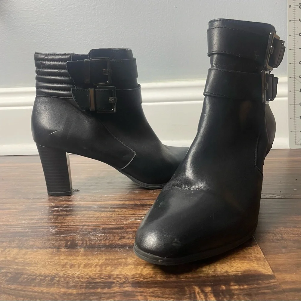 Anne Klein iflex Double Buckle Bootie Side Zip Size 7.5 “Towny” Vegan